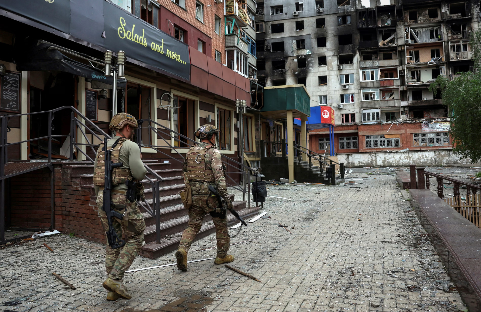 Украин Покровск хотыг хамгаалахын тулд тусгай хүчнүүдээ байршууллаа