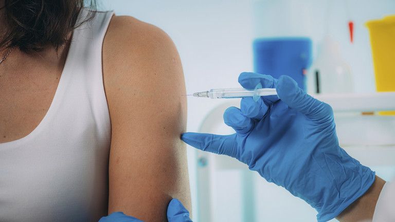 Ковидын вакцин нас баралт нэмэгдэхэд нөлөөлсөн