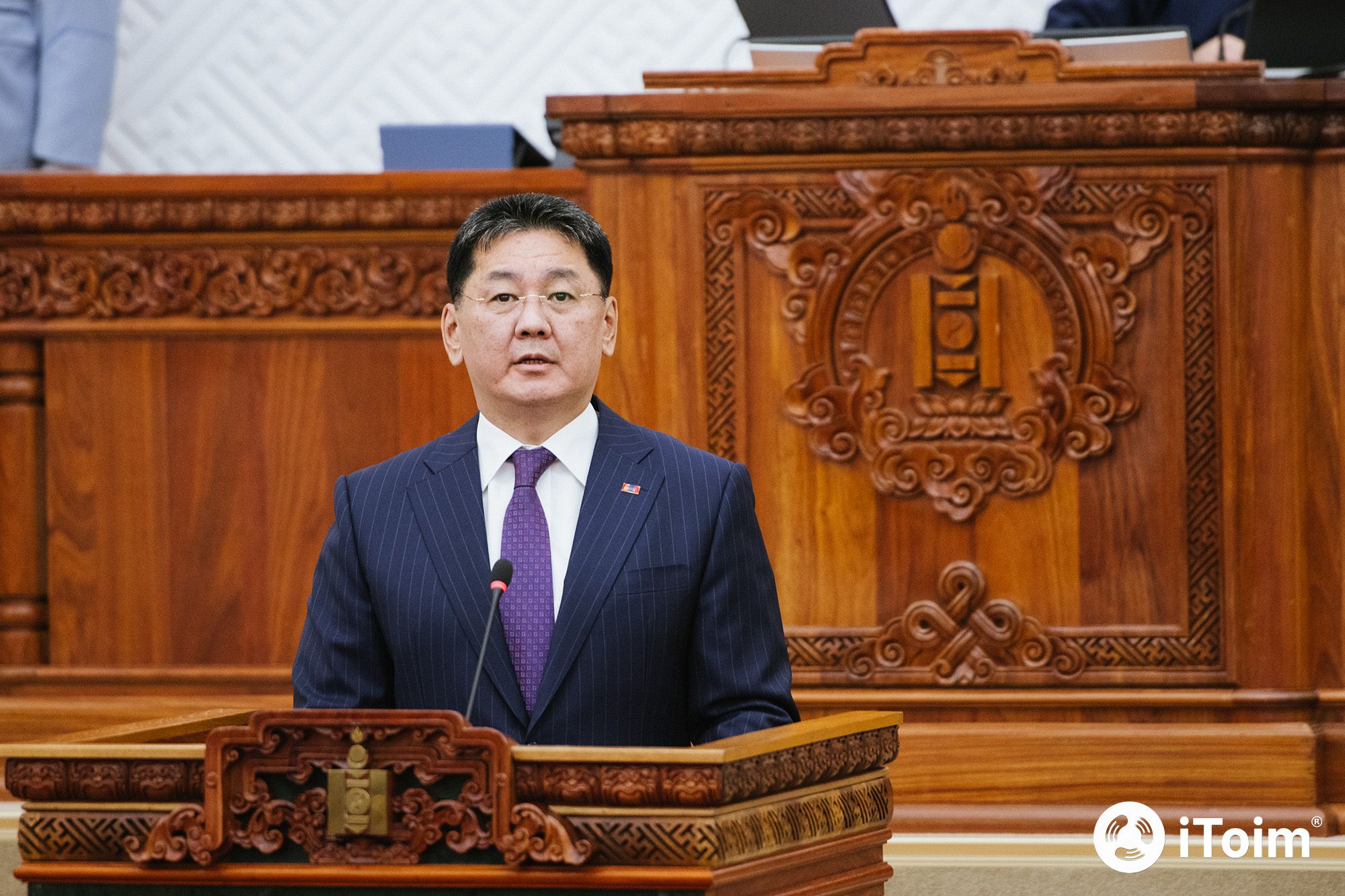Ерөнхийлөгч У.Хүрэлсүх чуулганы хуралдаанд оролцож байр сууриа илэрхийлнэ