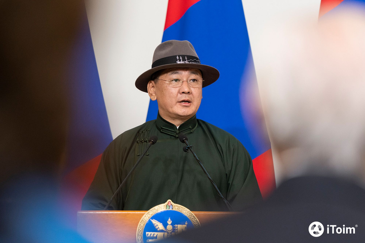 Ерөнхийлөгч УИХ-ын гишүүнийг эгүүлэн татах тухай хуулийн төсөл өргөн барина