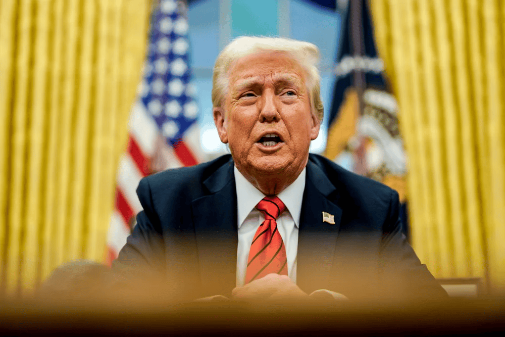 АНУ-ын шүүх Трампын өргөн хүрээтэй татварыг хүчингүй болголоо