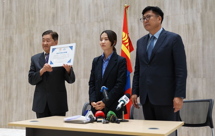 Ханын материалд 1800 айлын орон сууц барих төслийн гүйцэтгэгч шалгарлаа