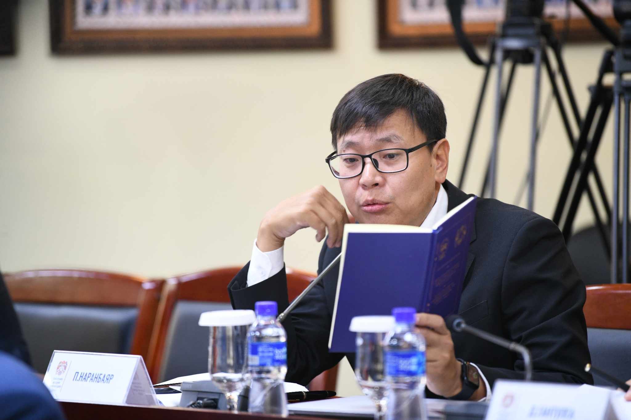 Оюутан нийтийн тээврээр сард 44 удаа үнэгүй зорчино