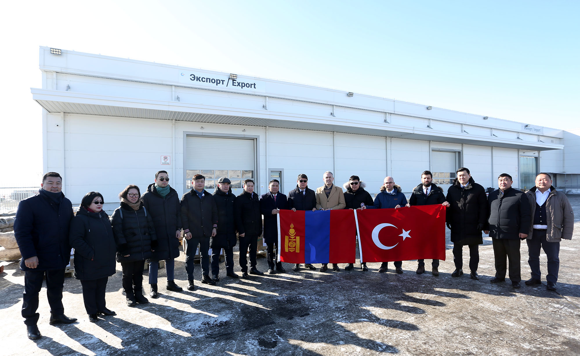 Туркийн ард түмэнд 35 гэр, 15 майхан хандивлалаа