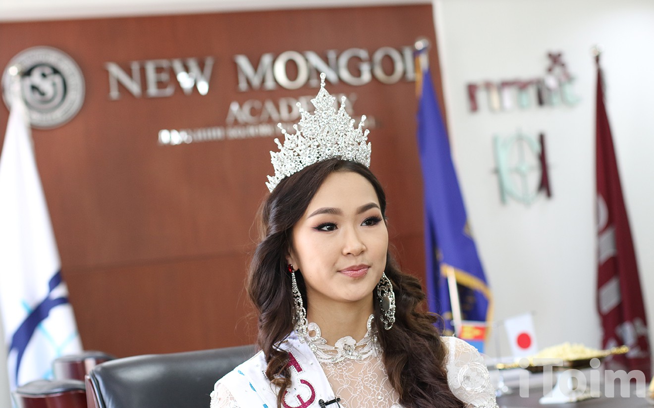 'Мисс Монголиа' тэмцээний ялагч Б.Мөнхчимэг: Надад хоёр том мөрөөдөл бий
