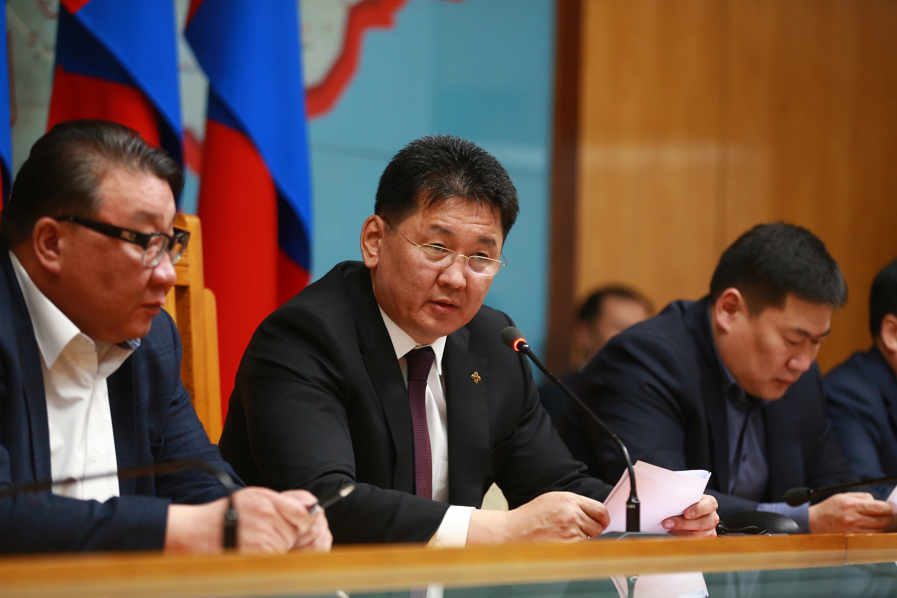 У.Хүрэлсүх нүүрс тээвэрлэгч 14000 жолоочийн амь нас, эрүүл мэндэд онцгой анхаарахыг үүрэг болголоо