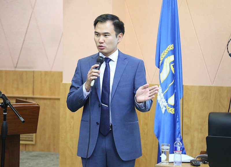 ​Хуульчийн эрх зүйн байдлыг өөрчлөх нь хэнд ашигтай вэ