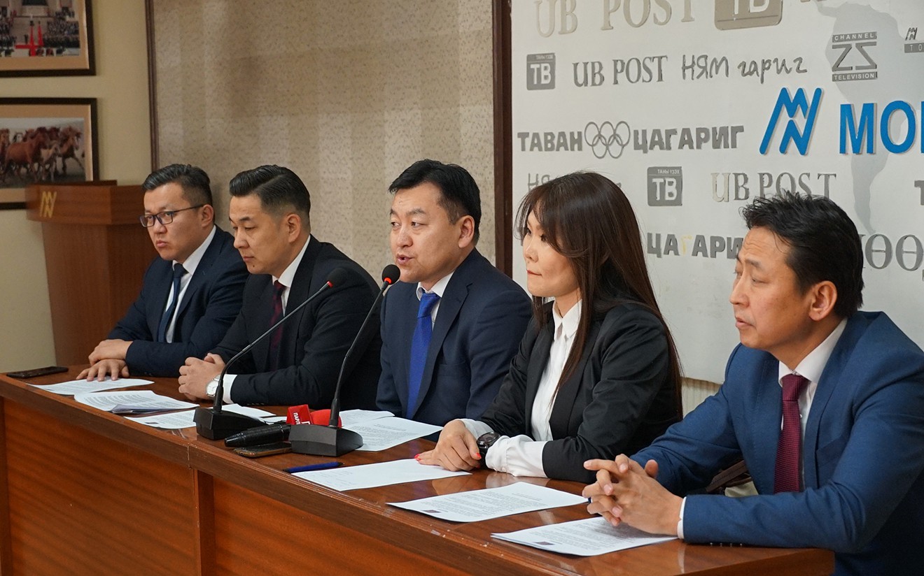 ХҮН: Тэтгэврийн зээлийг тэглэх бус, тогтолцоог шинэчлэхийг шаардлаа