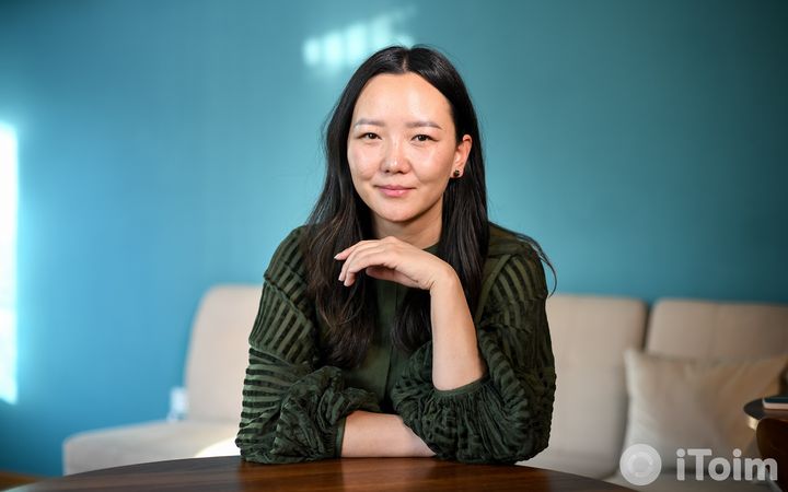 Дэлхийн монгол подкастын зочин Б.Хулан: Миний боловсролтой болсон түүх ‘өндөр төлбөр’-тэй байсан