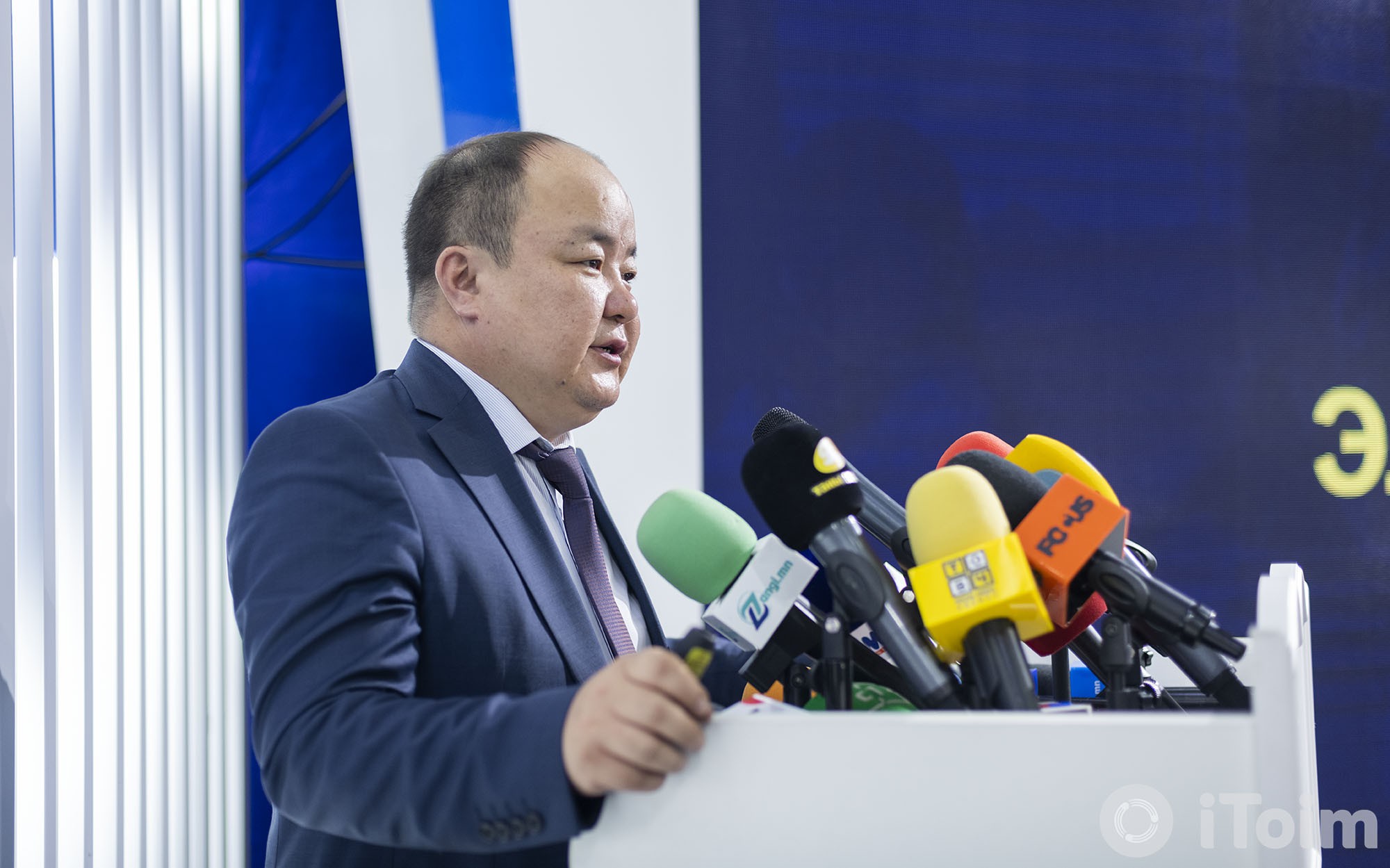Д.Ганбат: ЭЕШ-д 208 хүүхэд 800 оноо авч,  7333 шалгуулагч их сургуулийн босго давсангүй