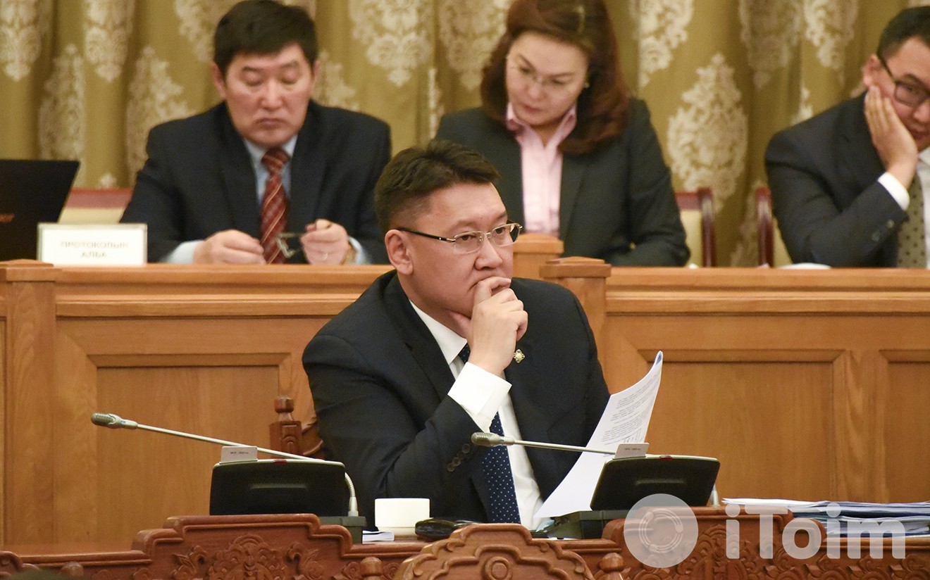 Б.Жавхлан: Шаталсан татвараас 10 тэрбум төгрөгийн орлого төвлөрүүлнэ