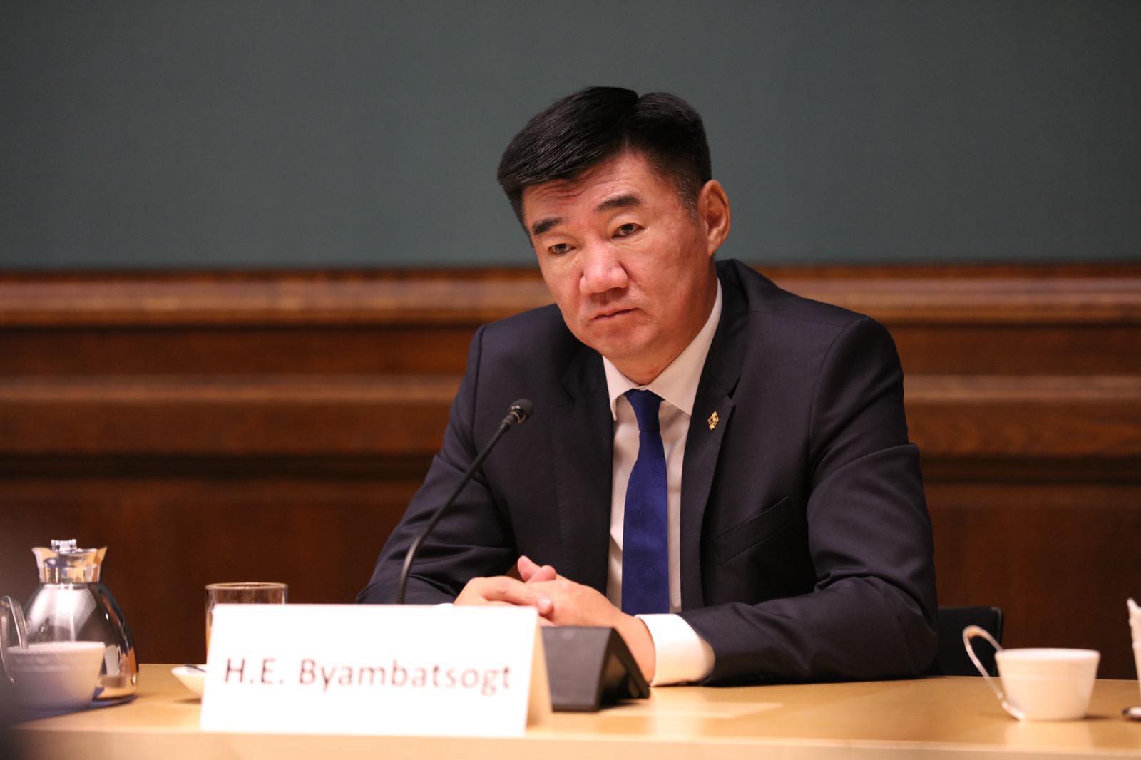 С.Бямбацогт: Удахгүй Улаанбаатар-Берлин чиглэлд шууд нисэх зөвшөөрлийг өгнө
