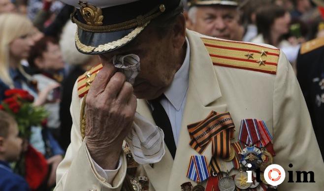Аугаа Оросыг аугаа ялалтад замчилсан долоон дуу