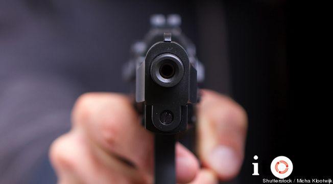 ​Цагдаа буу тулган бусдыг сүрдүүлжээ
