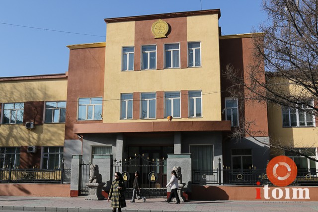 ​Тагнуулын хурандааг ажлаас нь халж, цолыг нь хураажээ