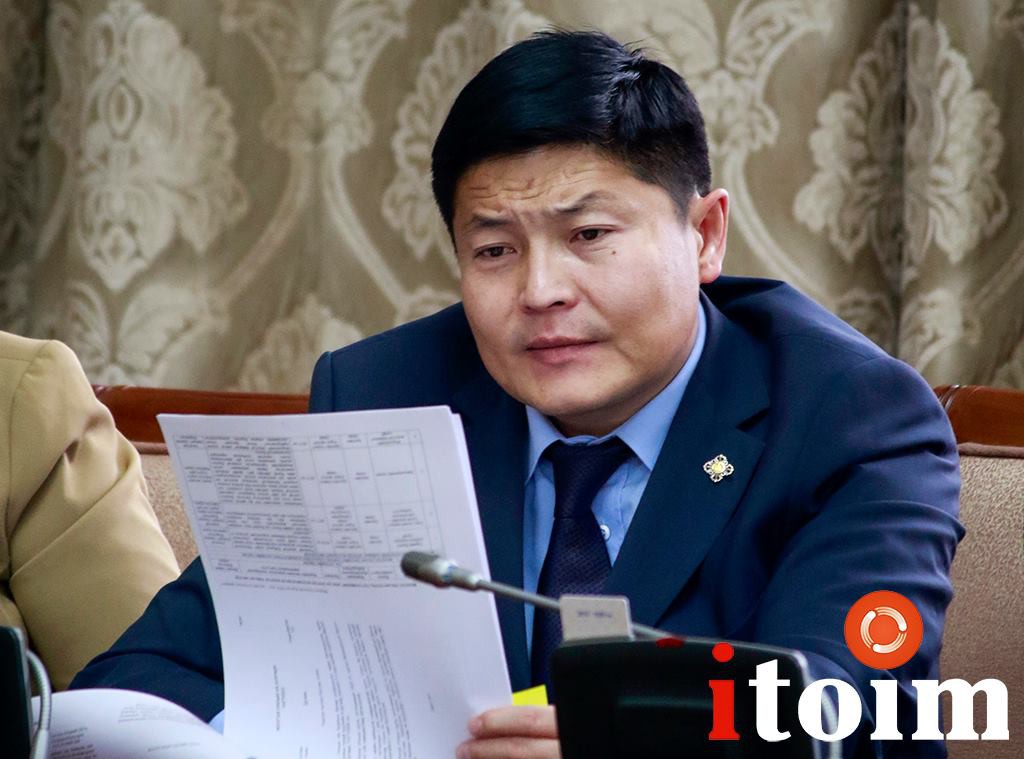 Долдугаар сарын 1-нээс мөрдөх Эрүүгийн хуулийг баталлаа